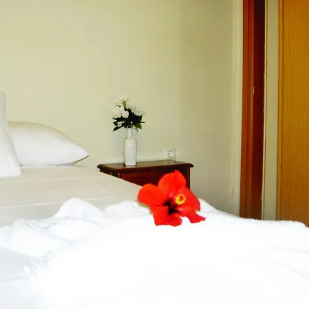 Mat Old Town L 아파트 레팀노